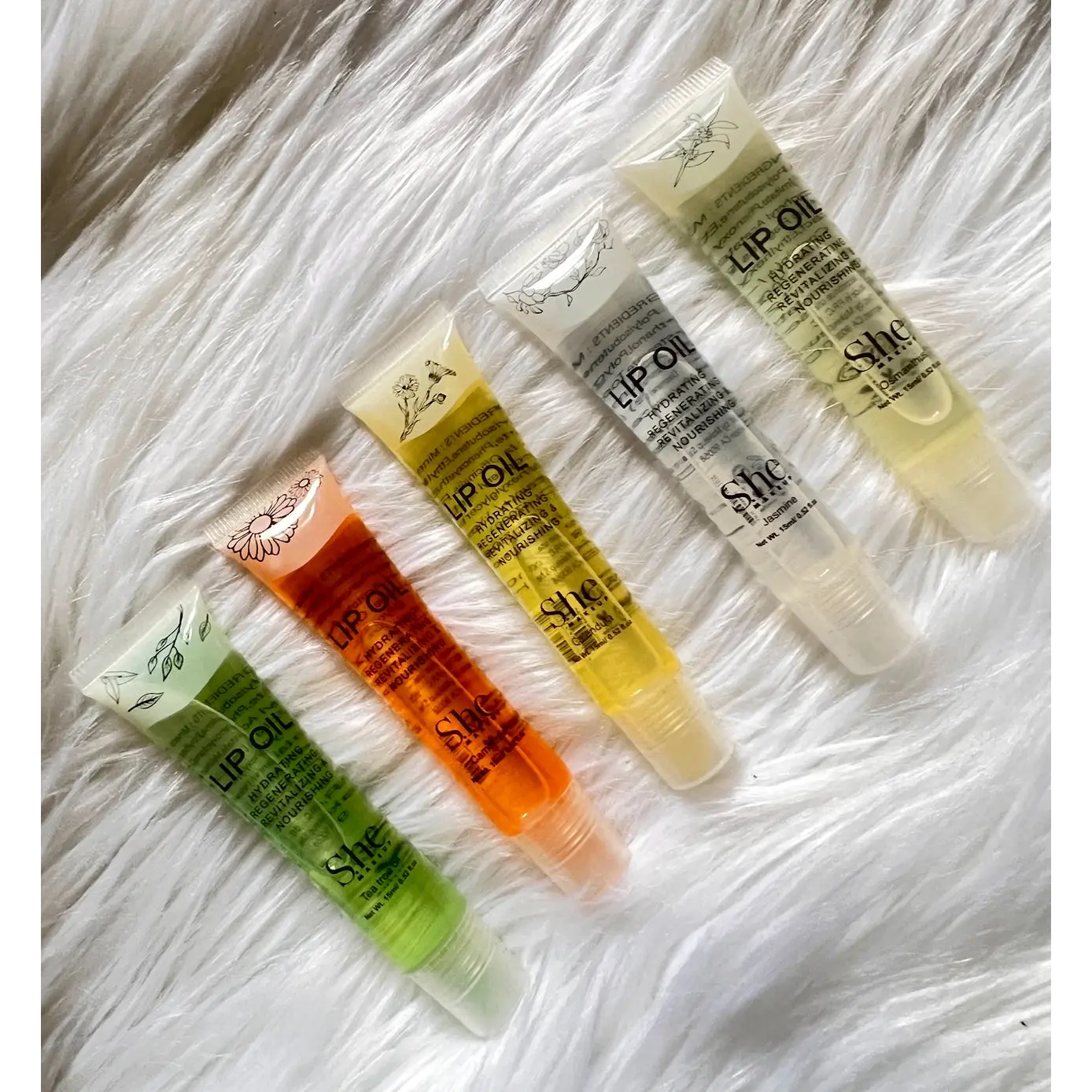 Lipgloss, Lipstick, Deluxe Accessories (5PTS) Lipgloss, Lipstick, Deluxe Accessories (5PTS)