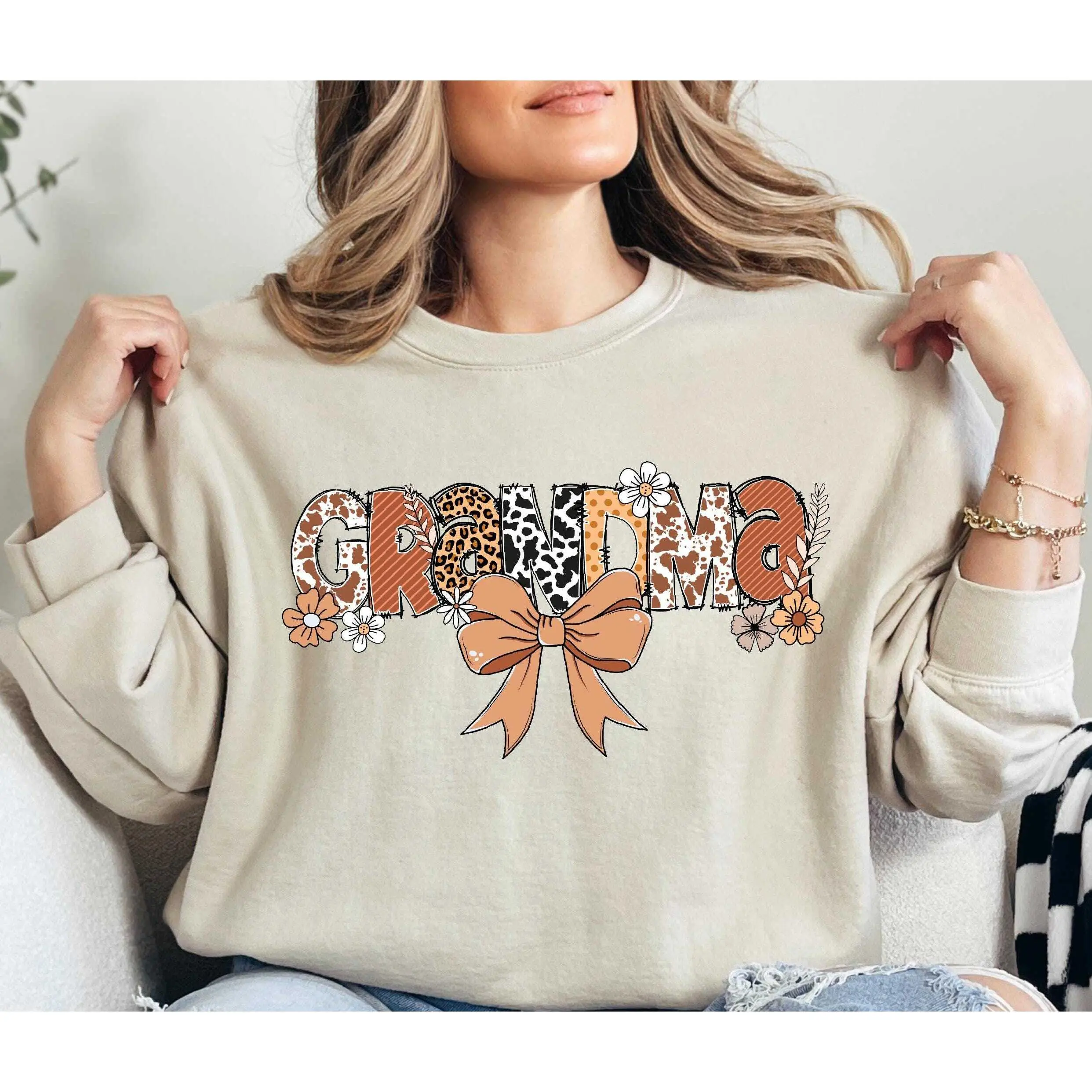Grandma Floral Bow T-Shirt / Sweatshirt / Hoodie , Grandma Leopard Coquette , Grandma Nana , Flowers Gigi Cotton Fabric Grey