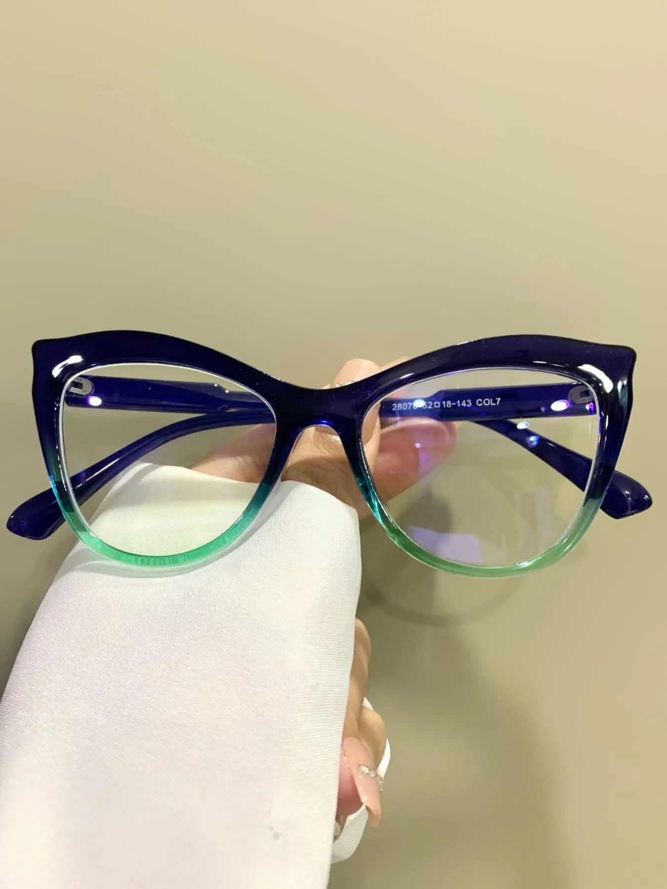 Cat Eye Glasses Fashion Accessory Eyewear Stylish Trendy Frames Glasses for Men and Women, Casual Style All Seasons, PC Frame, Decorative Eyeglasses