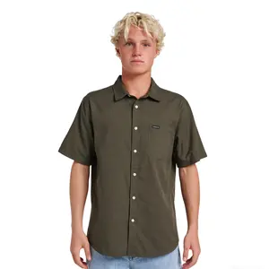 Quiksilver | Shoreline Classic Short Sleeve Shirt | Classic Regular Fit | 60% Cotton / 40% Polyester | Breezy Casual Summer Daily Wear | Top