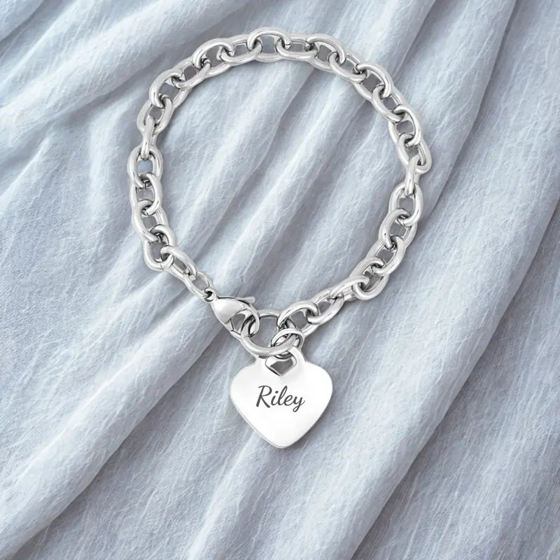 Personalized Stainless Steel Heart Bracelet 316L Surgical Grade Water-Resistant 7-9 Inch Lengths 7mm Width Custom Name Engraved Gift Boxed