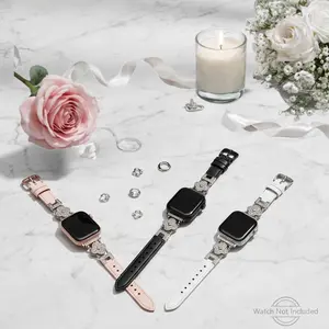 New Sparkly Four-Leaf Clover Leather Band for Apple Watch 38/39/41 mm, Rhinestone Fashion Strap with Elegant Finish (Band Only)