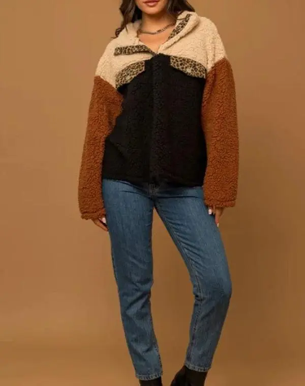 30% OFF! Colorblock Sherpa Pullover with Leopard Detail 🐆