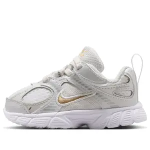 (TD) Nike V5 RNR 'White Metallic Silver Photon Dust' HQ6413-104