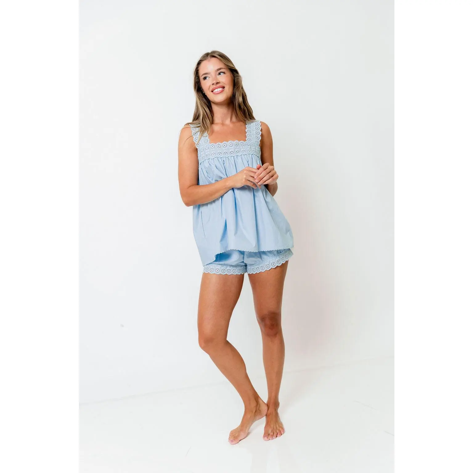 Pola 100% Cotton Embroidered Eyelet Set in Blue