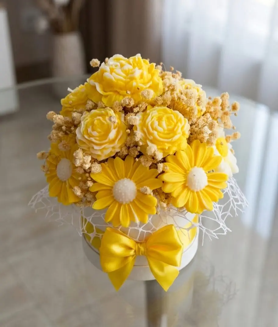 CLASSIC BOUQUET (13 piece set) HANDMADE CANDLE