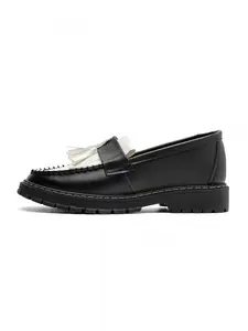 Men's Retro Tassel Color Block Loafers College Trend Style Black White Contrast Design Anti-slip Wear-resistant Thick Sole Tassel Decoration For Campus Commute Dating Fashion Wear