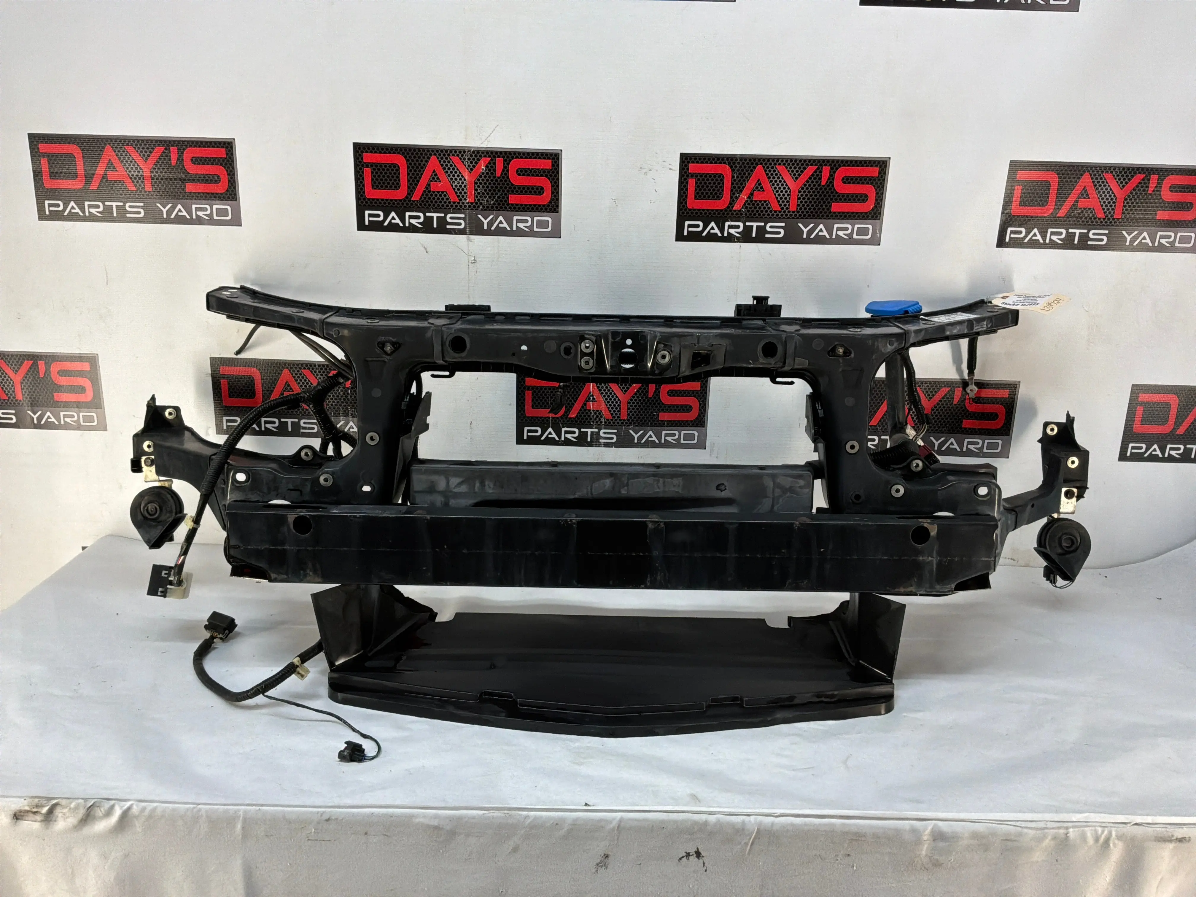 2009 Pontiac G8 Base Radiator Core Support Front End Bracket Carrier OEM