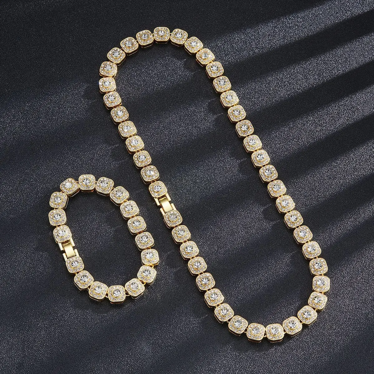 Style 1: Necklace + Bracelet (Gold)