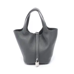 Pre-owned HERMÈS Calfskin Shoulder Bags Hermes Picotin Lock PM Taurillon Clemence Handbag