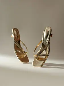 Women's Square Toe Kitten Heel Flip Flops, Minimalist Crisscross Thong Slide Sandals, Elegant Low Heel Summer Beach Shoes