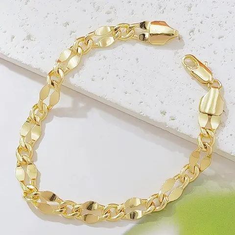 14K Gold Plated Figaro Link Bracelet, Polished Shiny 3+1 Figaro Chain Bracelet for Women, Dainty Everyday Stackable Jewelry