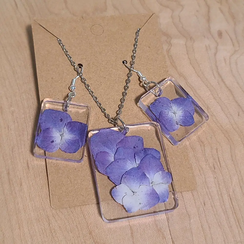 Handmade Dried Hydrangea Flower Resin Earrings and Necklace Set