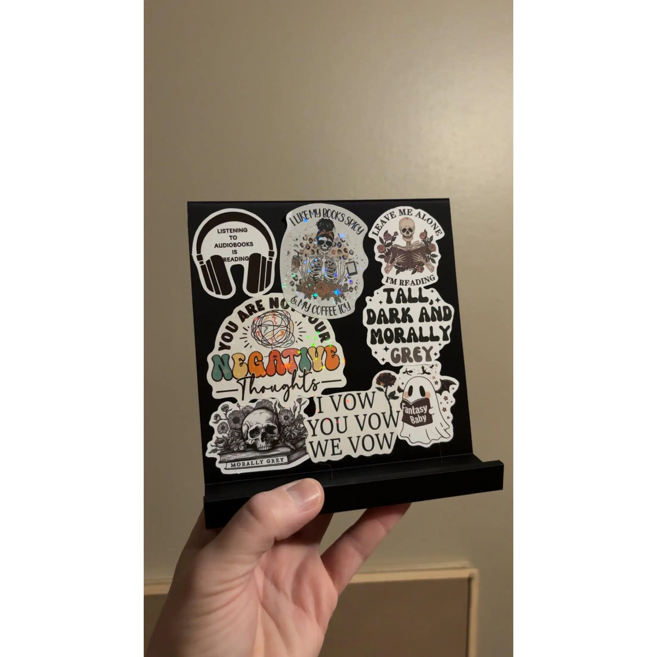 Book/Kindle/iPad Stand