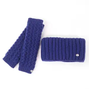 Pre-owned CHANEL Cotton Small Leather Goods Snood knitted neck warmer and arm warmer Wool 2way accessory