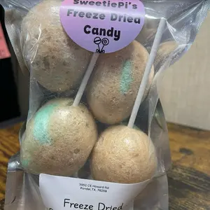 Freeze Dried Caramel Apple Suckers