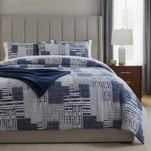 MODERN PATCHWORK COMFORTER SET WITH PLUS THROW