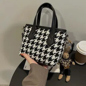 Houndstooth Checkerboard Shoulder Bag – Women’s Tote