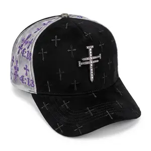 Jc hats cross religion 4:13, gorra de Alta calidad con pedrería y bordado 3d y malla bordada.