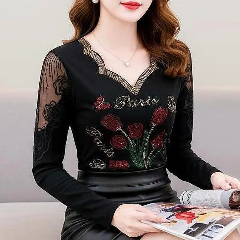 2025 2025 Spring Autumn New Korean  Women Tops Flower Diamond Long Sleeved T Shirt Patchwork Lace Mesh Shirt