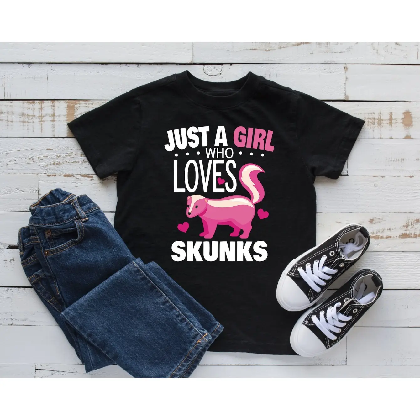 Women's Funny Skunk Graphic T-Shirt - Casual Short Sleeve Crew Neck Top with a Unisex Fit, Soft Breathable Fabric for Everyday Comfort, Tops, Garment, Customized, Fitted, Shortsleeve, Round Neck, Casual Wear, Tshirt, Unisex Fitted