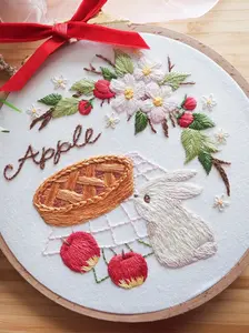 6" Apple Pie Embroidery Kit
