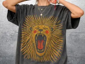 Comfort Colors® Vintage Boho Lion Shirt, Oversize, Womens, Unisex  T-shirt