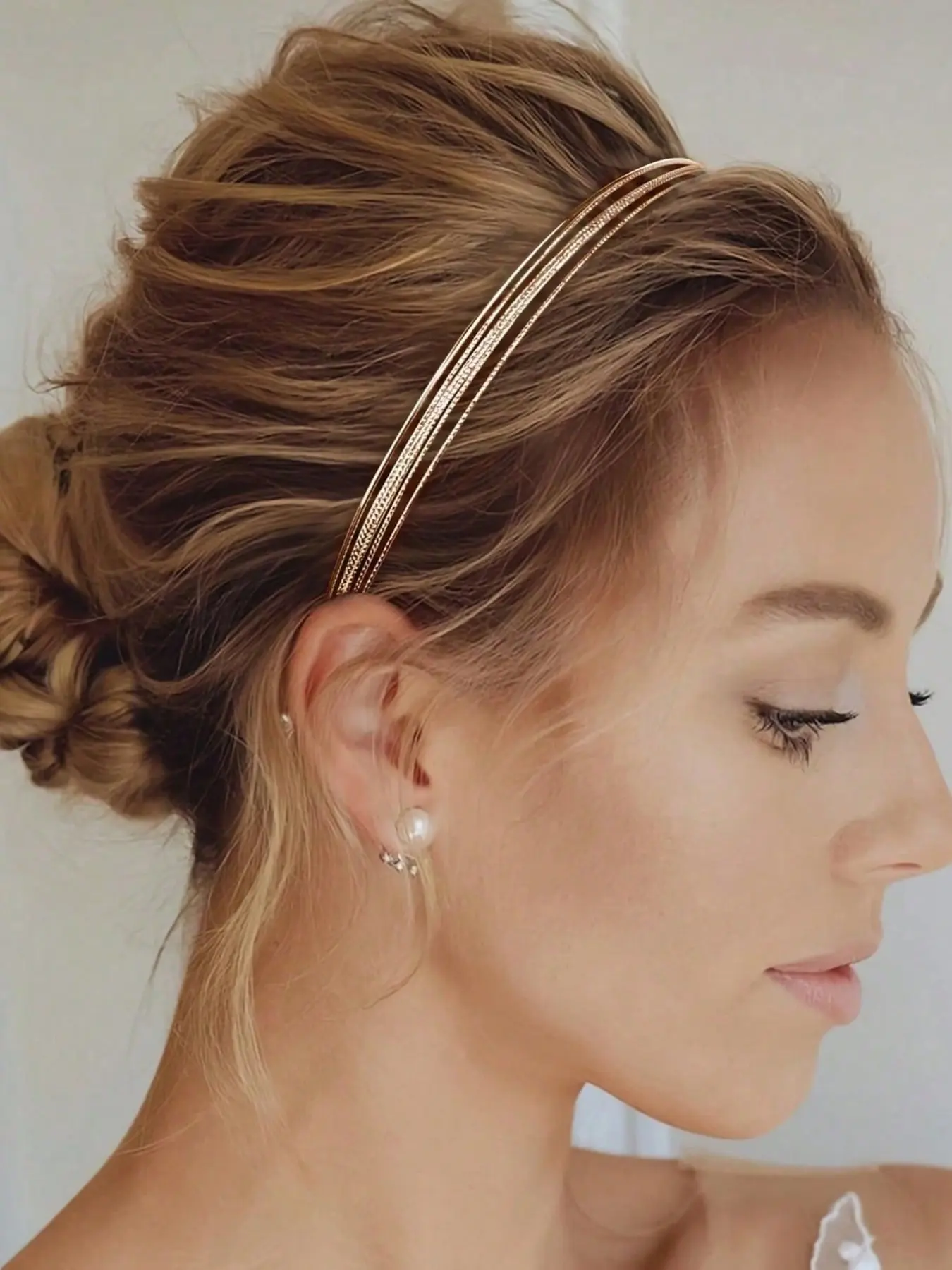 Elegant Multi-Layer Metal Hair Band, Stylish Daily Headband for Festive Shiny Parties, Versatile Accessory for Women