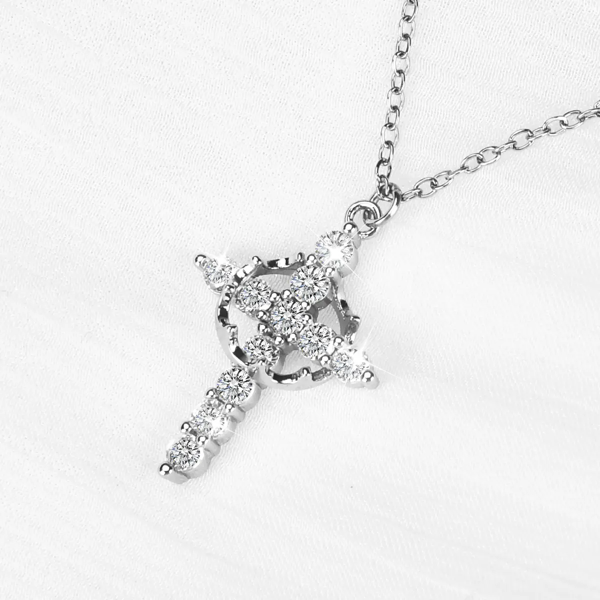 Cross Pendant Necklace for Women & Men,Crown & Cross, Trendy All-match & Exquisite Jewelry for Gift, Gifts for Her&Him,Back-to-School Homecoming Gift, Rhinestone Decorated Jewelry