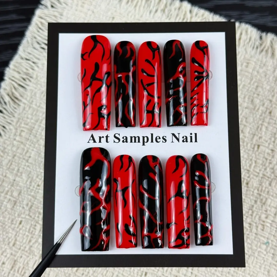10pcs Dark chick style, hand-drawn demonic punk flames, black and red color contrast design, Glossy finish, handmade press on fake nails, Nail stickers suitable for music festivals, concerts, bar rock, carnivals
