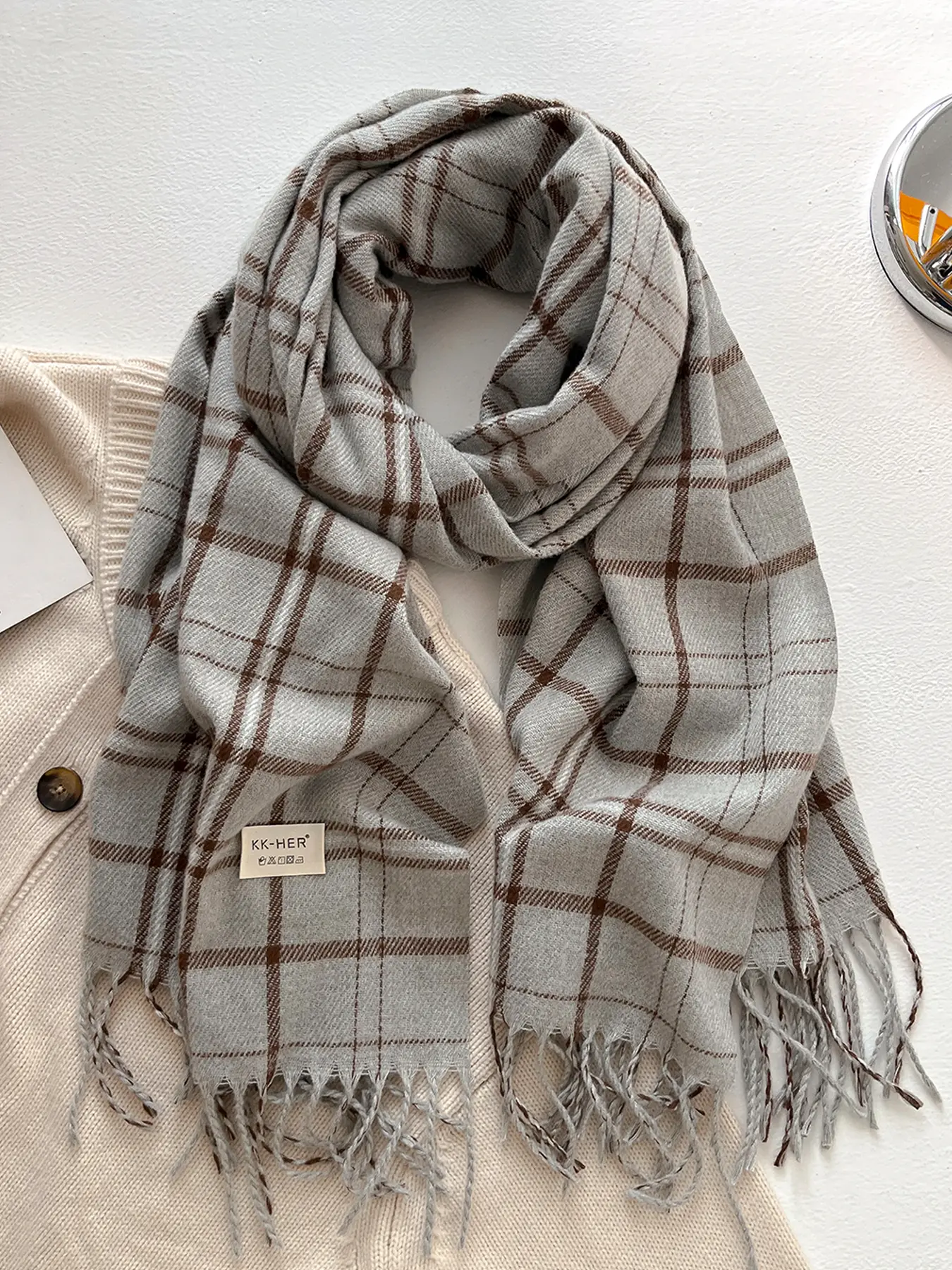 Women's Plaid Scarf with Fringe Decoration, Warm & Comfortable Fall/winter Accessory, Fashionable Wrap for Women & Girls, Plaid Pattern