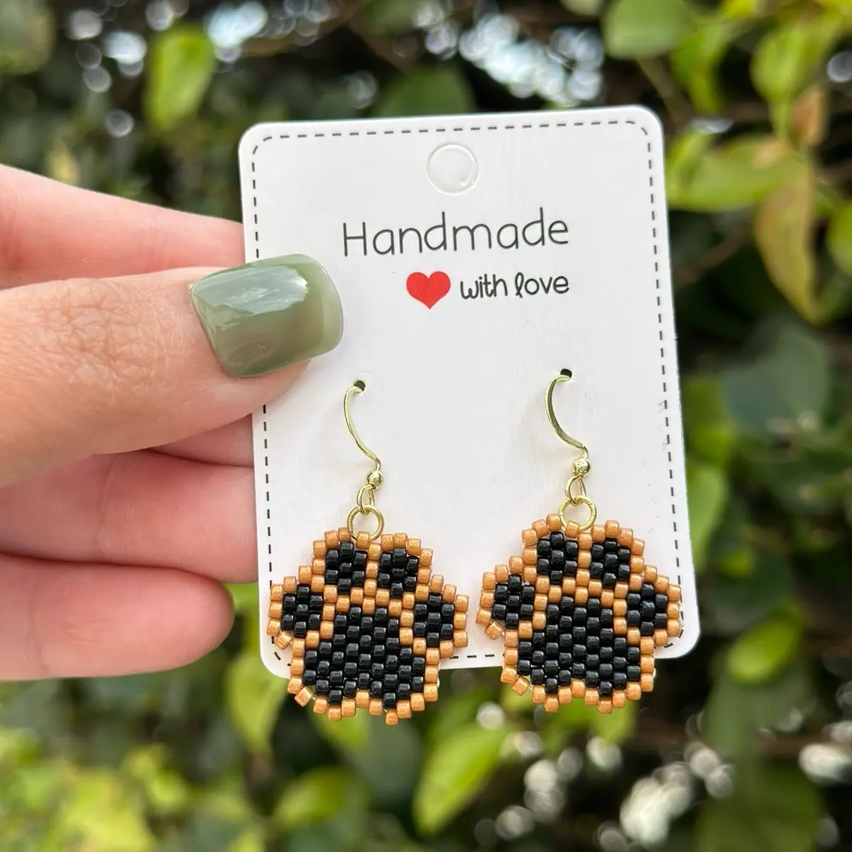 Paw beaded hypoallergenic earrings