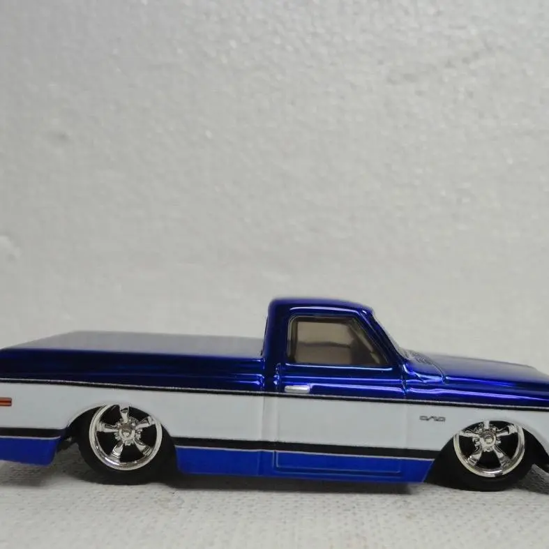 Hot Wheels RCL C-10 Model Car - Blue and White Color Scheme - Collectible Toy Vehicle