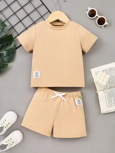 Summer Casual Matching Outfit Set for Boys, Round Neck Short Sleeve T-Shirt and Shorts, Loose Fit, Elastic Waist with Drawstring, Comfortable for Daily Wear Outfits Set