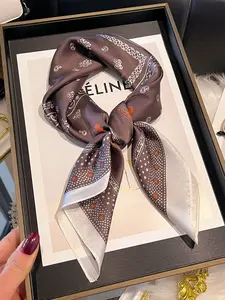 Women's Elegant Paisley Print Scarf, Floral Pattern Square Hairband 27.6 Inches, Versatile Fashion Accessory for All Seasons