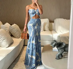 Women's Tropical Floral Print Smocked Maxi Dress - Ruched Bandeau Cutout Summer Vacation Dress with Shirred Ruffle Hem Mermaid Silhouette, Sleeveless High-Waist Beach Dress