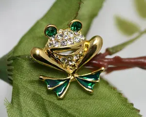 Crystal Frog Brooch Pins - Alloy Base, Enamel Rhinestone, Colorful Animal Shape Frog Motif Accessories for Women