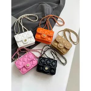 SHUJUAN 1pc Versatile Stylish Retro  Small Square  Mini  Fashion Chain Shoulder   Popular Texture Diamond Chain Lipstick Shoulder  Small  Mini Dopamine Style Solid Color Hand-Held  Small  durable school bag back to kids book crossbody Floral Diaper rollin