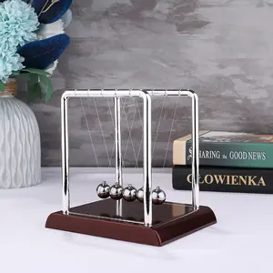 Classic Newton Pendulum Metal Swinging Ball Office Decor Electroplated Model Craft Desktop Balance Ball, Desk Ornament, Stress Relief Toy
