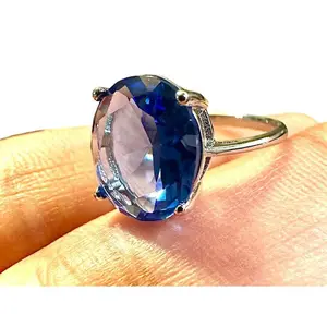 Gorgeous Tanzanite Oval Cut 925 Sterling Silver Ring