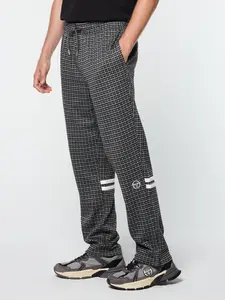 Dallas Houndstooth Track Pant- Black Beauty