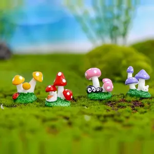 Cute Mushroom Design Garden Decoration, 4 Counts Mini Mushroom Ornament, DIY Assembly Resin Small Ornament for Garden Decoration