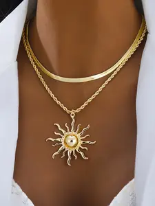 14K gold-plated double-layer chain sun pendant necklace, with an elegant and retro style. Suitable for both formal parties and daily outfits. Suitable for both men and women. An excellent gift. Fashion Necklace, Daily Wear Necklace