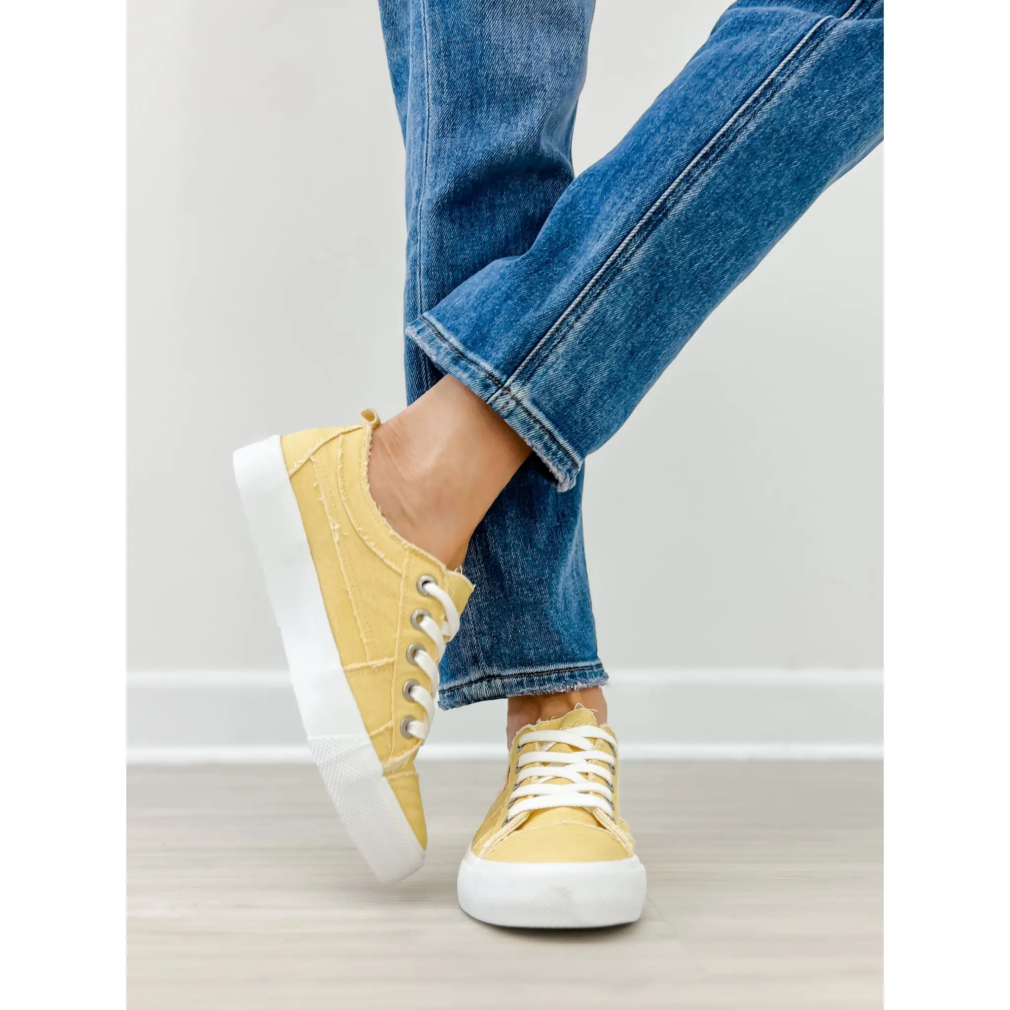 Blowfish Malibu Very Sadie Sneakers in Butter Yellow
