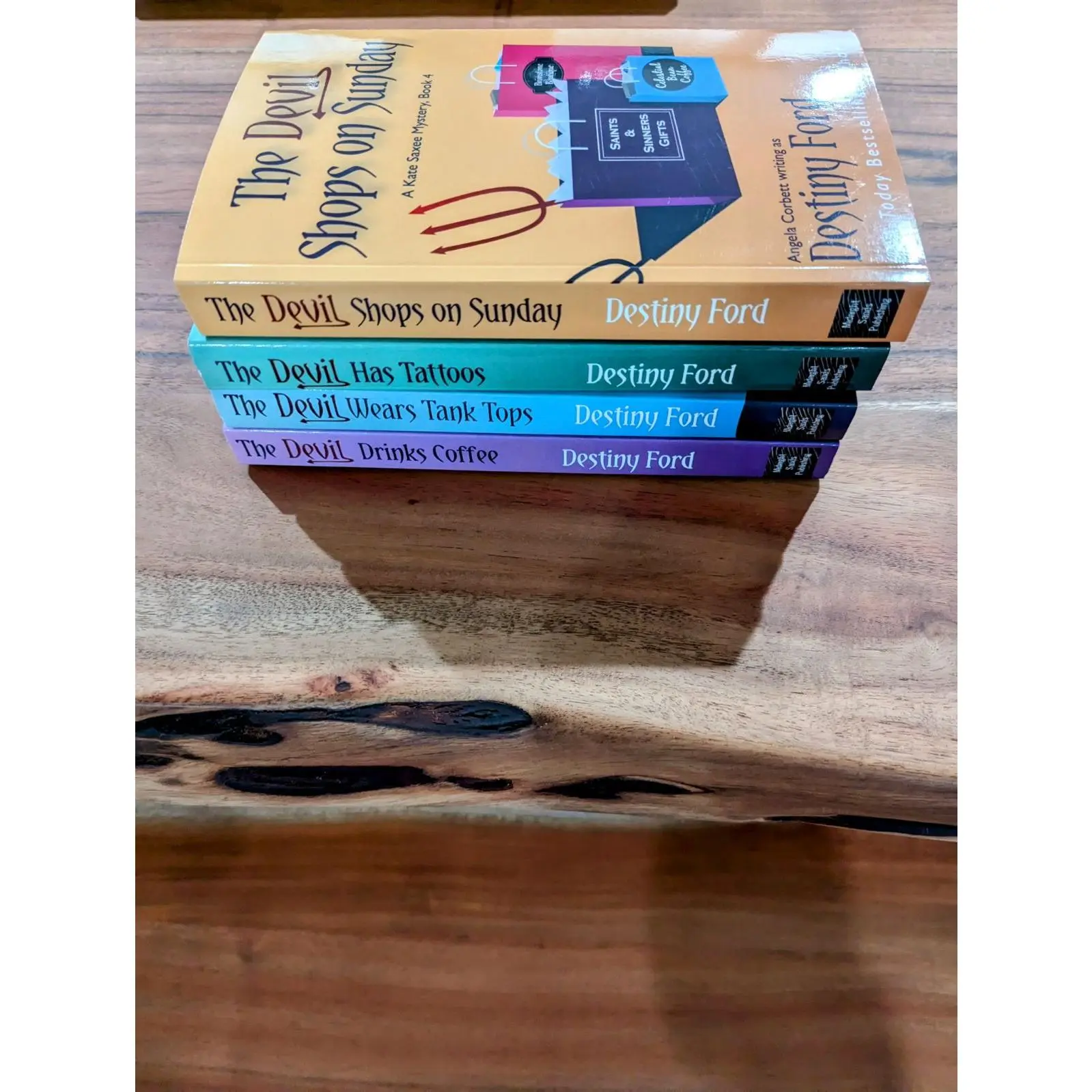 First 4 Kate Saxee Mystery Books Bundle + Free Gifts