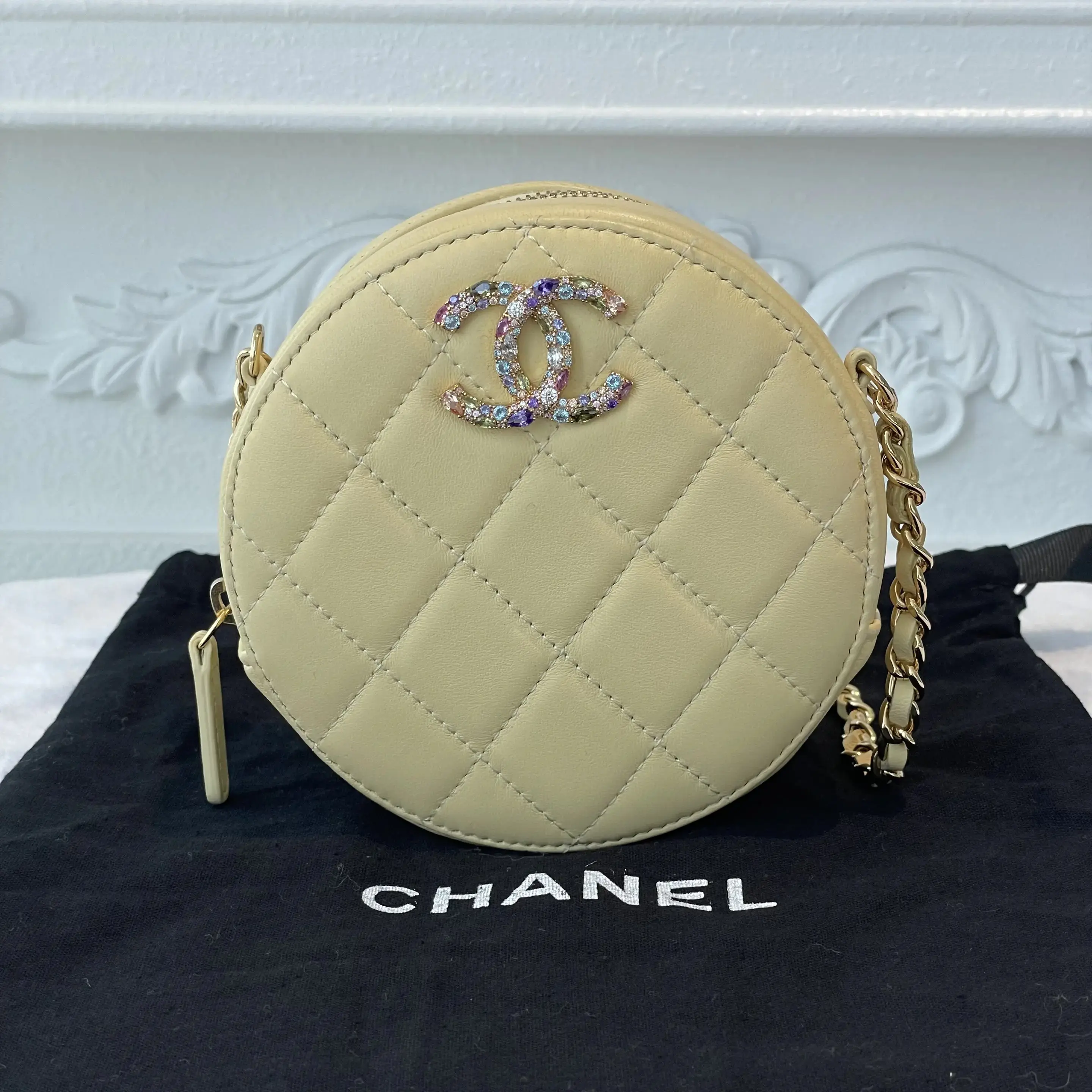 Pre-owned CHANEL Lambskin Shoulder Bags BJ110200409 Round Vanity Yellow