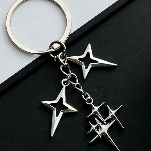 Retro Y2K Style Four-Pointed Star Design, Durable Alloy Metal Keychain Pendant for Men, Stylish Keychain, Keyrings, Perfect Accessory for Bags, Backpacks & Cars
