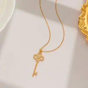 LisiZen Light Luxury 18K Gold Plated Titanium Steel Key Necklace for Women, Elegant Dainty Jewelry DZXL3882