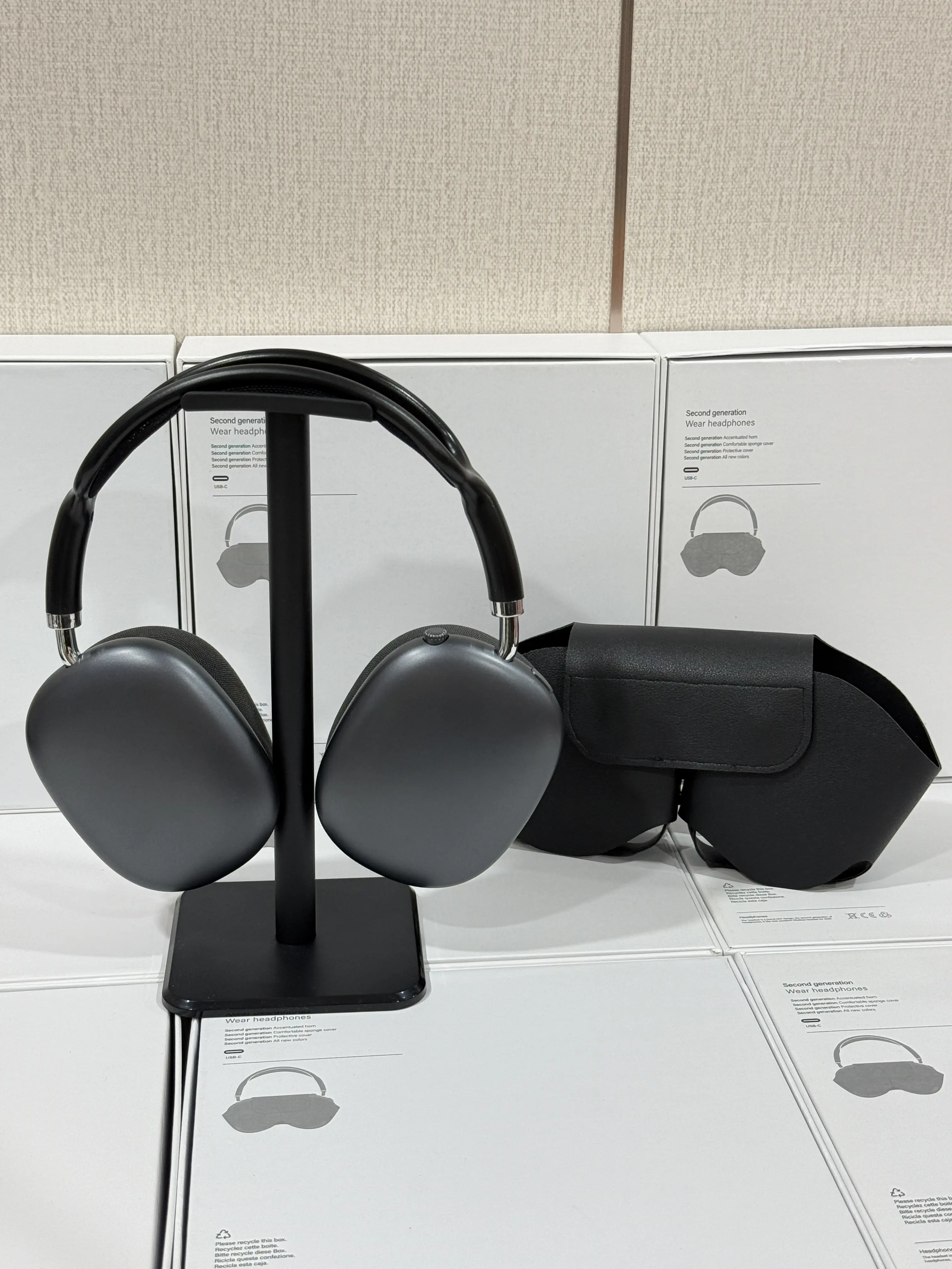 MAXPRO5 Luxury Over Ear Bluetooth Headphones with Magnetic Detachable Ear Cups, Ultra Soft Silky Comfort Fit, Hi-Fi Clear Sound Noise Isolation Headset, Complete Set Including Protective Leather Case & Type-C Charging Wire, Stylish Wireless Headphones