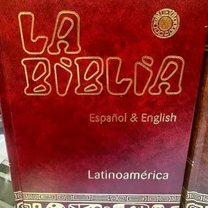 Bible Latinoamérica [bilingüe] -Hard Cover